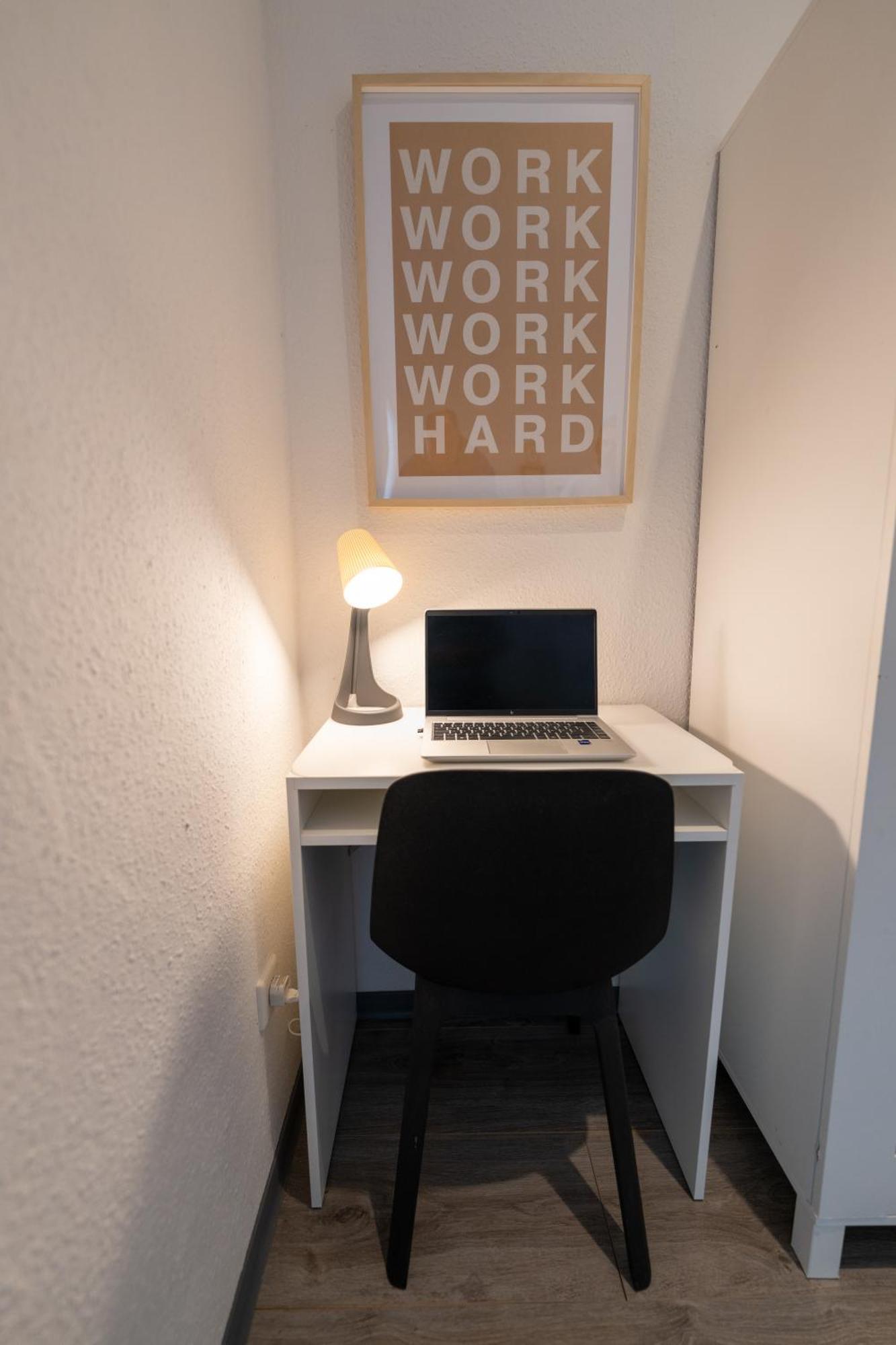 Messe Apartment Neuss Duesseldorf エクステリア 写真